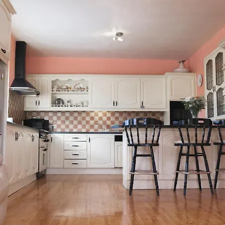 The Village Bed and breakfast Bohola