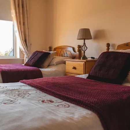 Bed and breakfast The Village Bohola